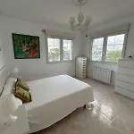 Con Piscina Privada En Villa *