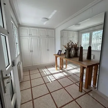 Con Piscina Privada En 别墅 托雷维耶哈