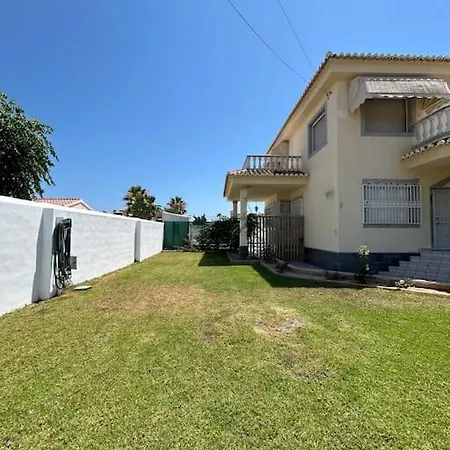 Con Piscina Privada En * 托雷维耶哈